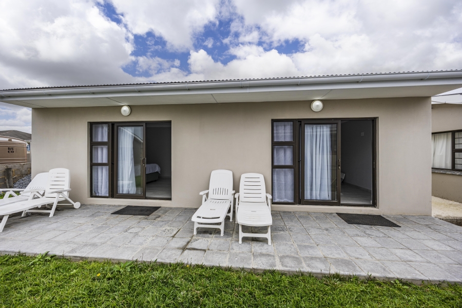 3 Bedroom Property for Sale in Marshstrand Eastern Cape
